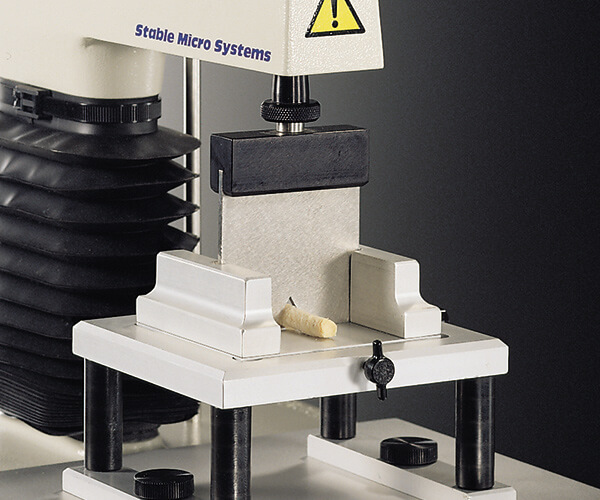 Warner-Bratzler blade with V slot