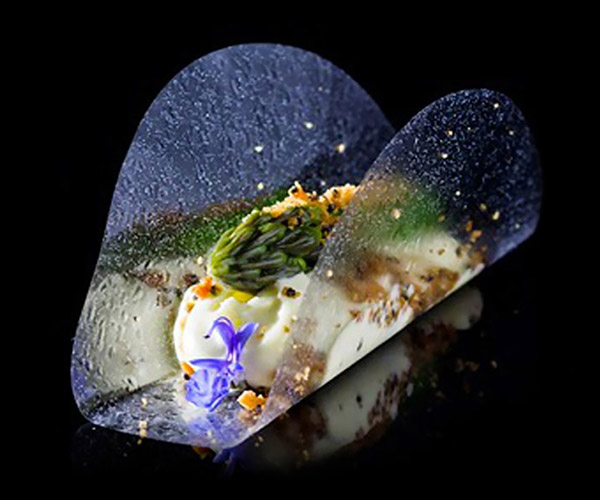 Delicacy using edible film